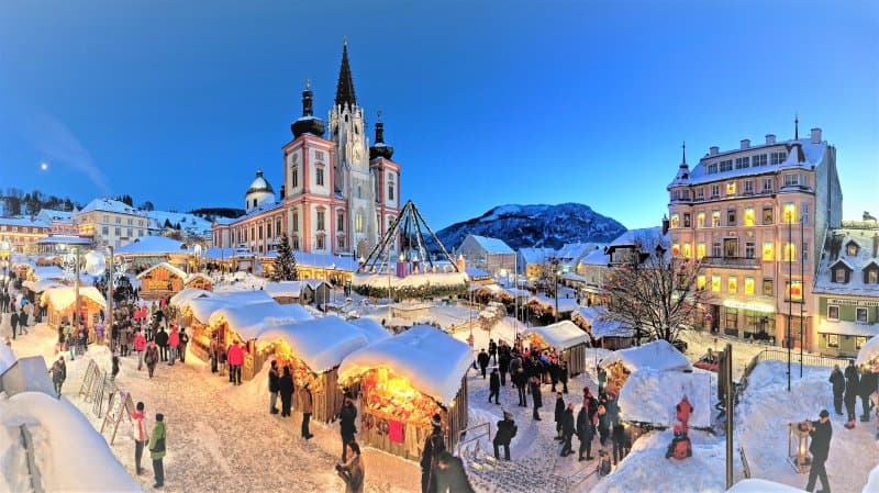 Kúzelný adventný Mariazell - likéry, perníčky a čerti