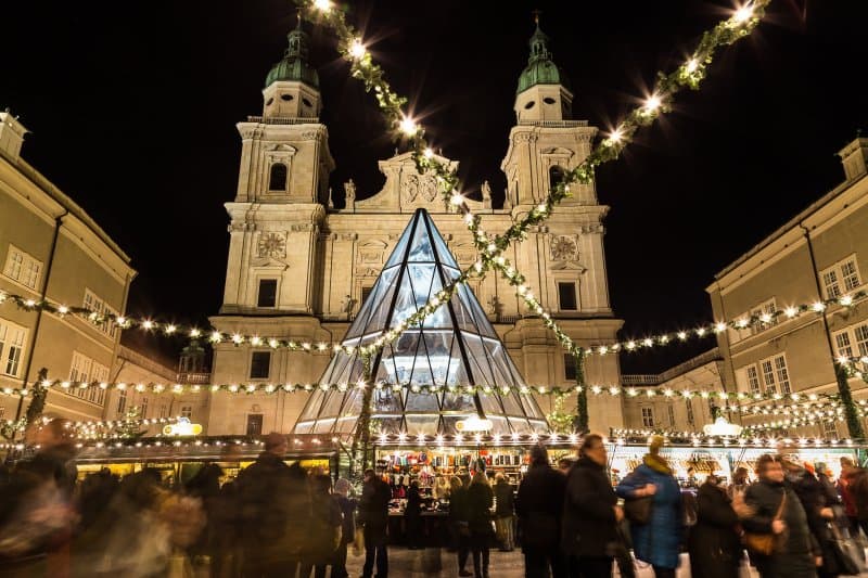 Najväčší beh čertov v Európe a adventný Salzburg