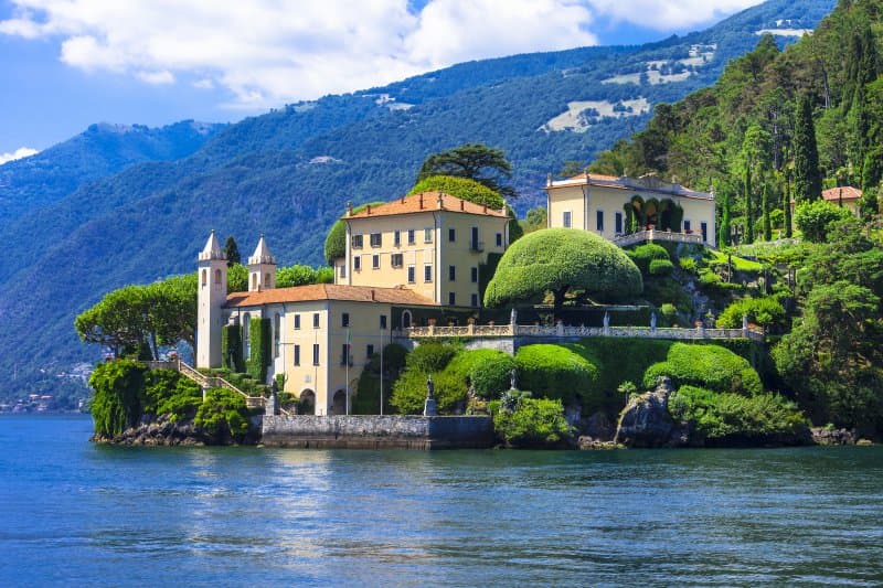 Jazero Lago di Como, miesto pravých romantikov