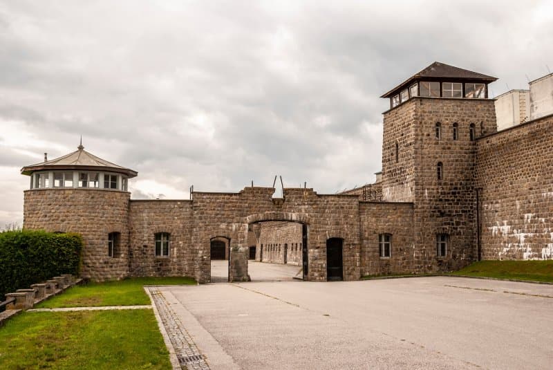 Koncentračný tábor Mauthausen, schody smrti a Linz