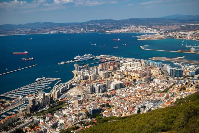 Slnečná Andalúzia a Gibraltár LETECKY