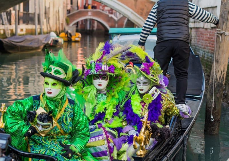 Benátsky karneval a ostrovy Murano a Burano LETECKY