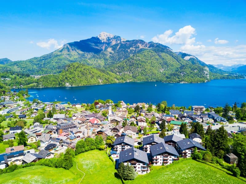 Úžasná vyhliadka Päť prstov, magická ľadová jaskyňa a čarovný Hallstatt