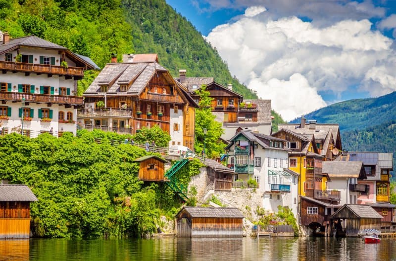 Úžasná vyhliadka Päť prstov, magická ľadová jaskyňa a čarovný Hallstatt