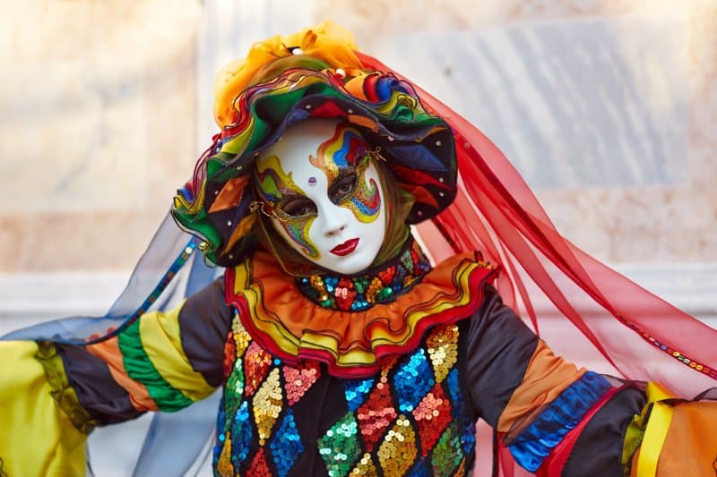 Benátsky karneval  a farebný ostrov Burano