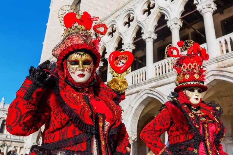 Benátsky karneval a Verona, mesto večnej lásky Rómea a Júlie