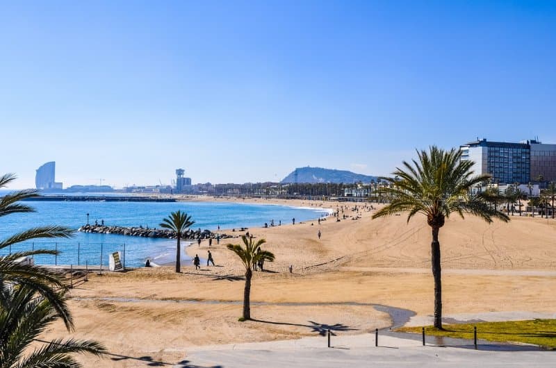 Farebná Barcelona - katalánska kráska LETECKY