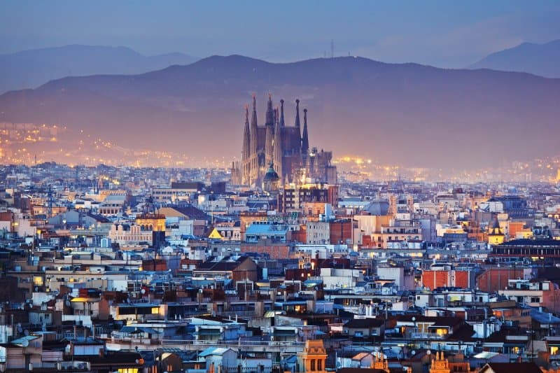 Farebná Barcelona - katalánska kráska LETECKY