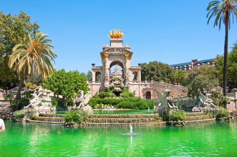 Farebná Barcelona - katalánska kráska LETECKY