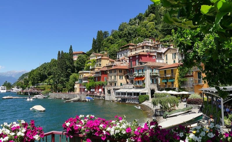 Jazero Lago di Como, miesto pravých romantikov a Borromejské ostrovy LETECKY