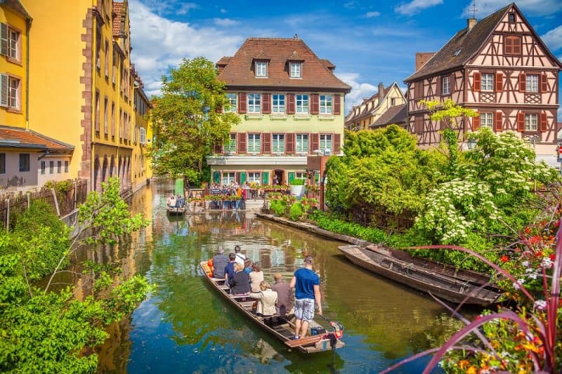 Kúzelné Alsasko - francúzska rozprávka, kraj viníc, bocianov a malebných zákutí