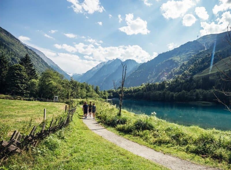 Najvyšší vrch a vodopády Rakúska, tiesňava a plavba jazerom Zell am See