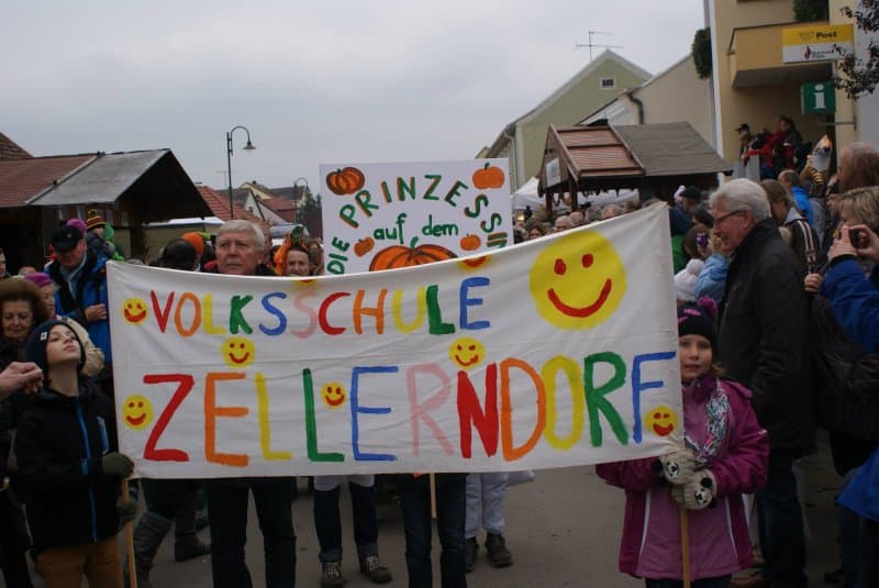 Tekvicové slávnosti v Retzi, zážitková vínna pivnica a veterný mlyn