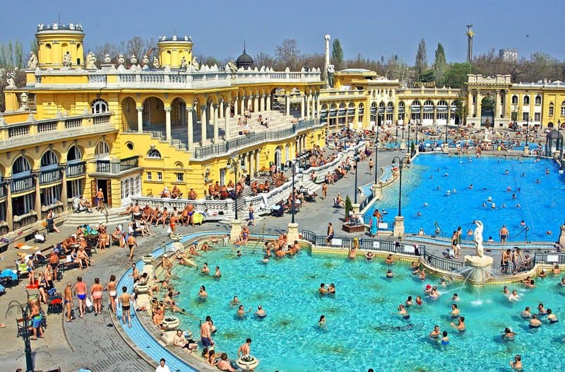 Víkend v Budapešti s plavbou a Széchenyiho kúpele