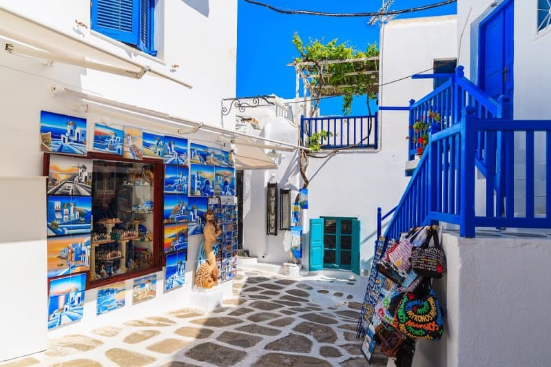 Mykonos, ostrov veterných mlynov, celebrít a podmanivej krásy LETECKY