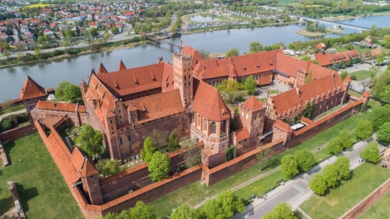 Severné Poľsko - Gdansk, pláže Sopotu, hrad a polostrov Hel LETECKY