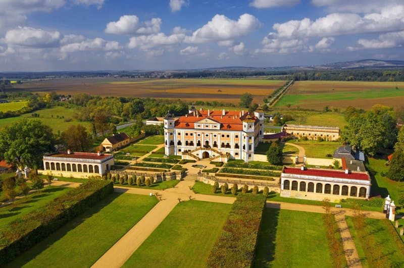 Zámok Milotice, perla Moravy, záhrady a skanzen