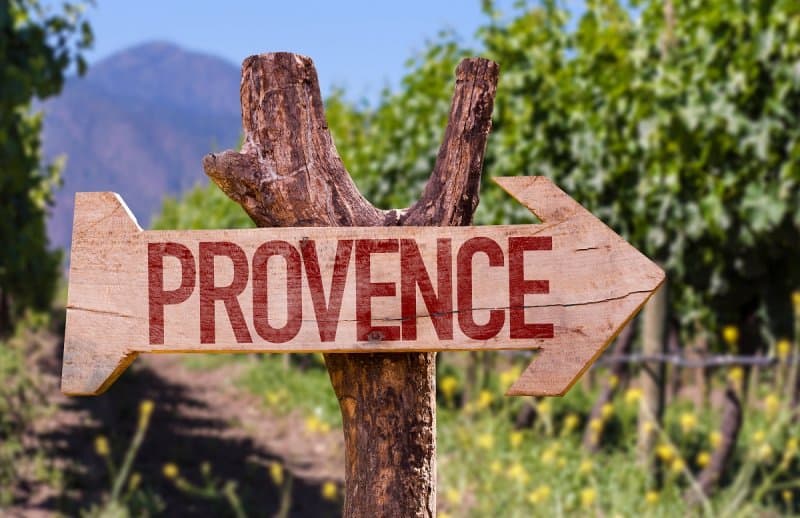 Levanduľové Provensálsko a jeho vidiek s kúpaním pri mori