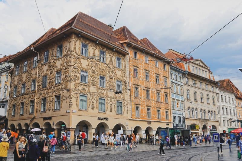 Magické jazero Gruner See,  Graz, tiesňavy, vodopády a unikátna knižnica
