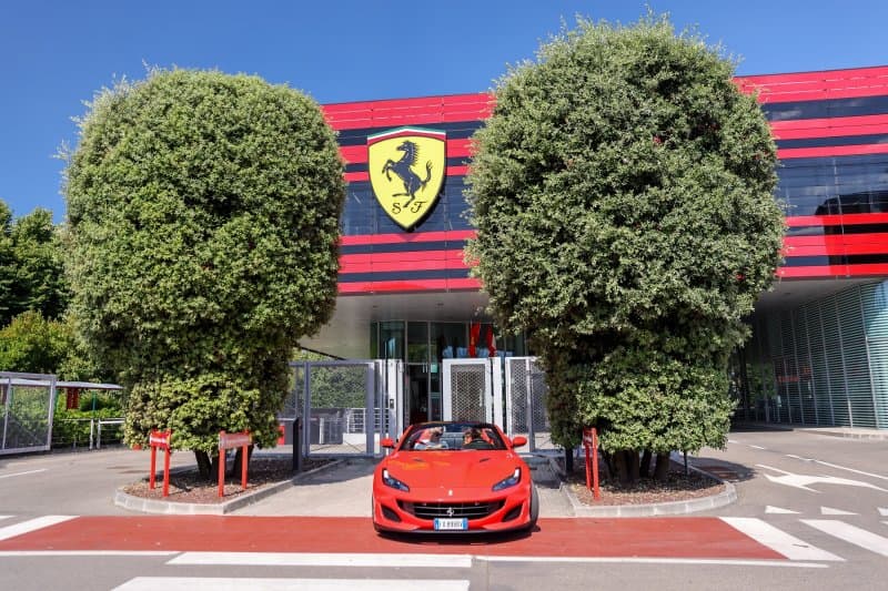 San Marino, Bologna, slnečné Rimini a svet Ferrari