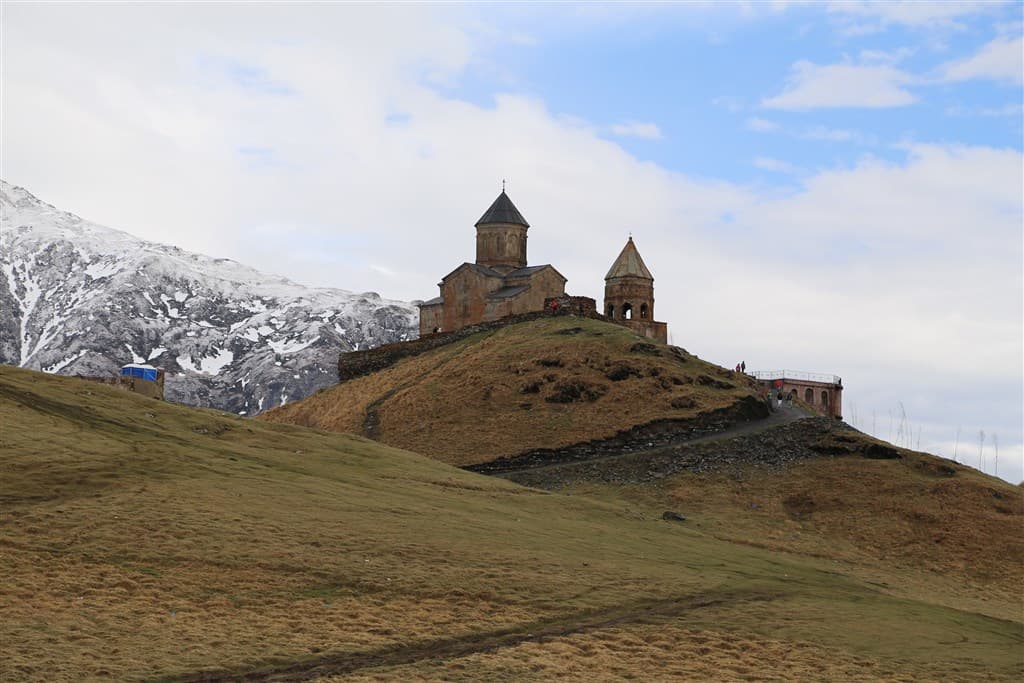 Západné Gruzínsko - hrad na kopci