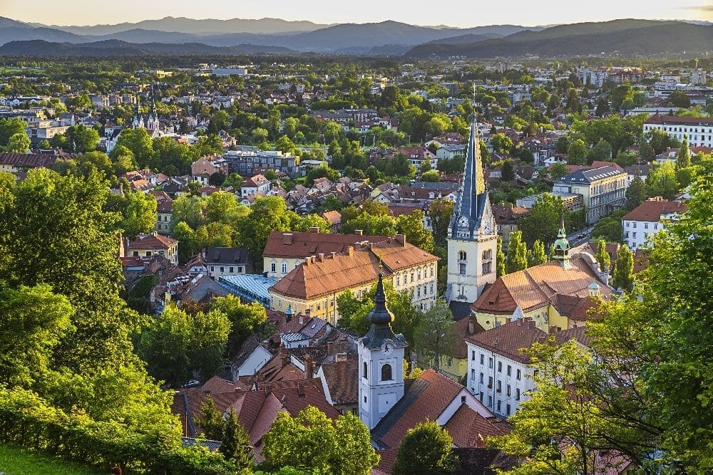 Pohľad z výšky na mesto Ĺubľana
