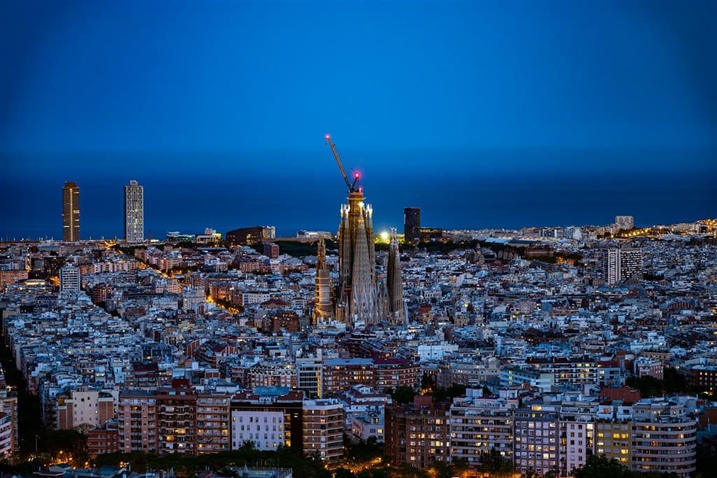 Večerná Barcelona.