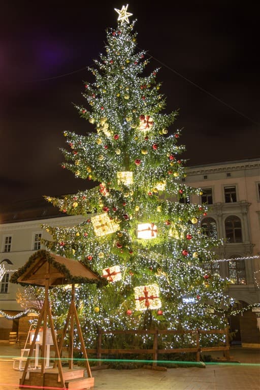 Advent v Brne