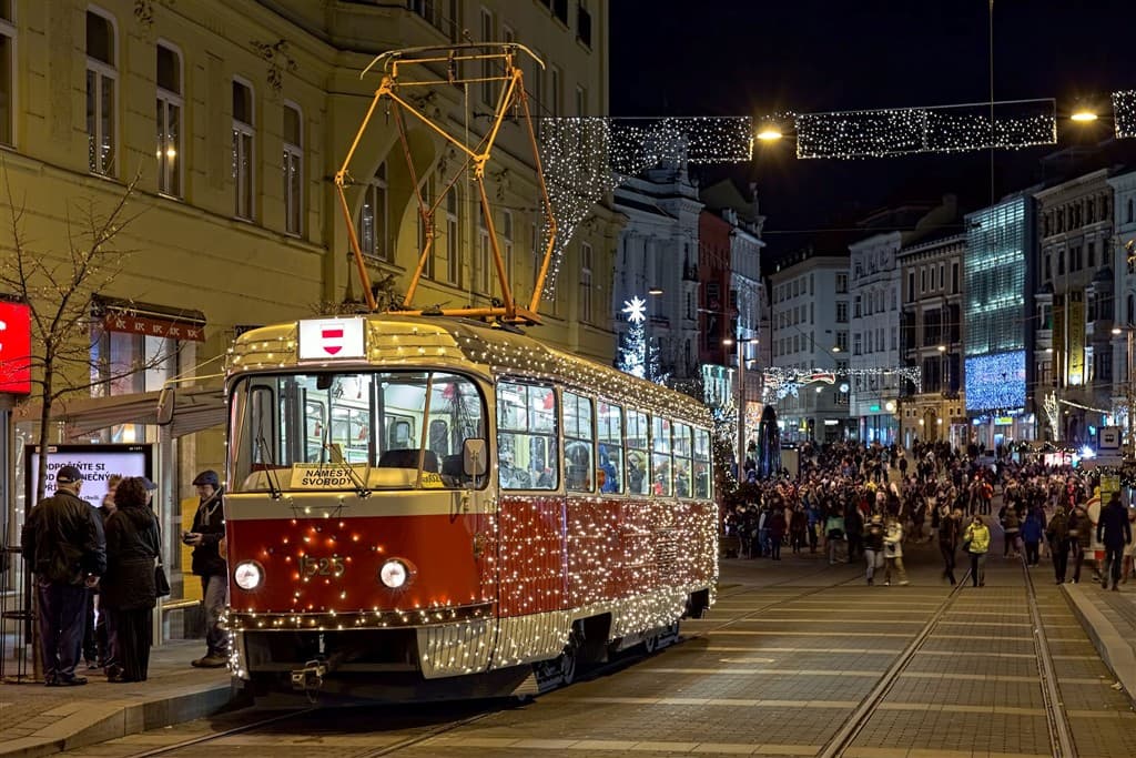 Advent v Brne