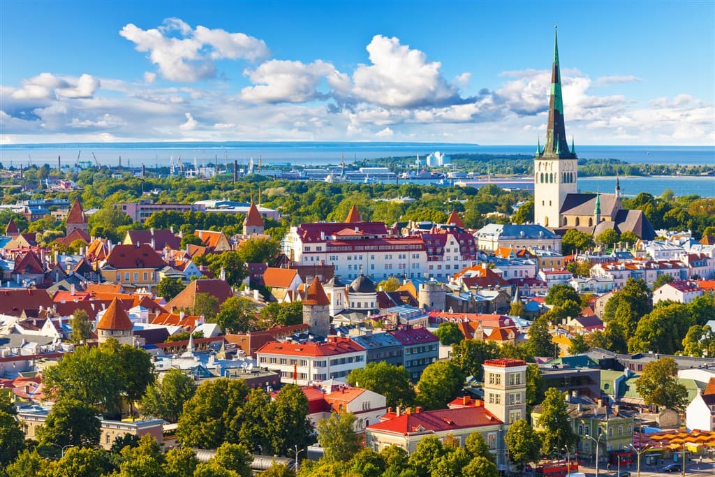 Tallinn - perla Pobaltia