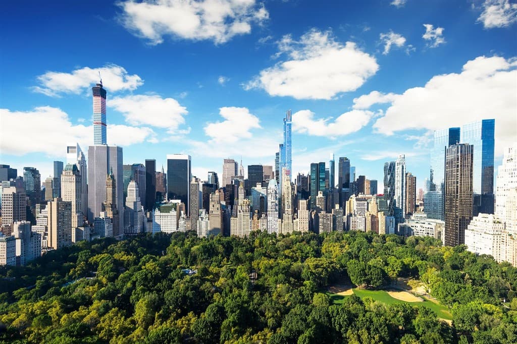 Pohľad na Central park a budovy New Yorku