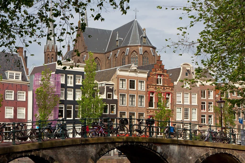 Pestré domčeky v Amsterdame