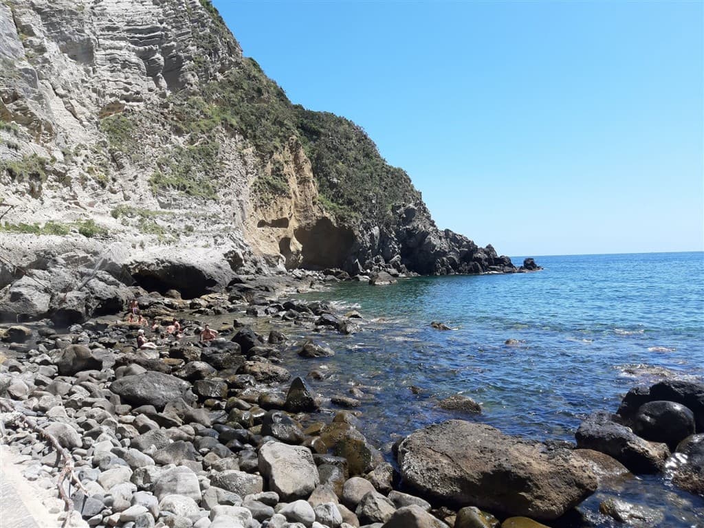 Ischia s pobytom pri mori a v termálnych kúpeľoch