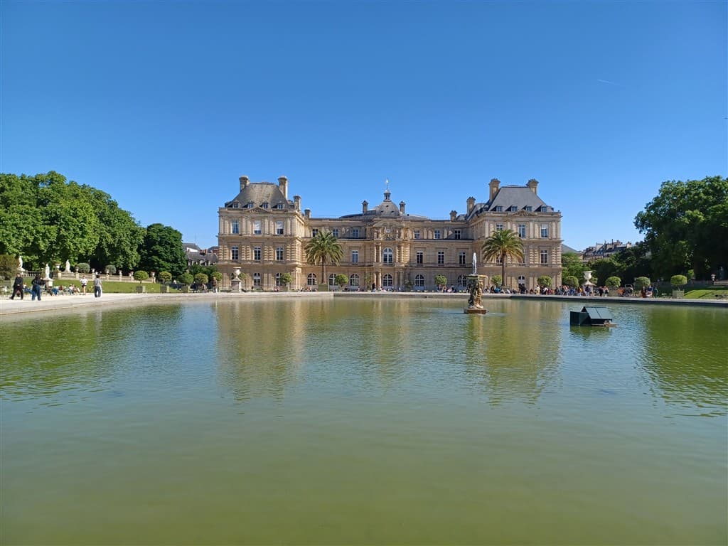 Štyri dni v Paríži