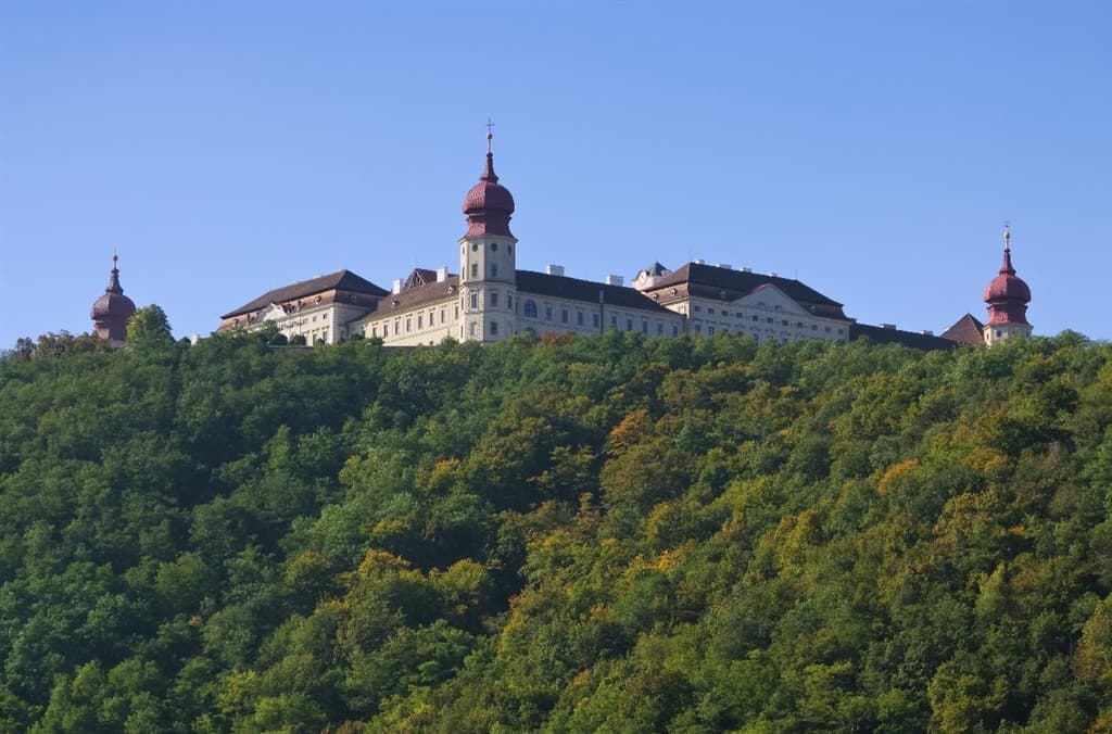 Vínna plavba