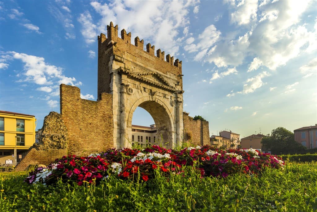 Rimini, Pesaro, Urbino s pobytom pri mori