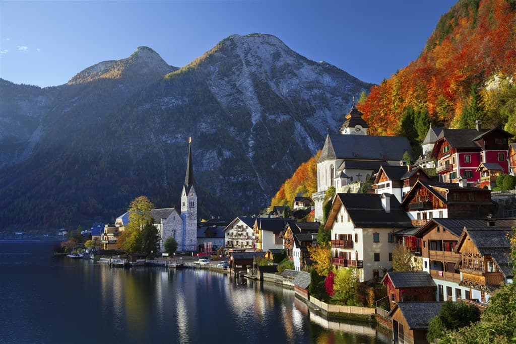 Skvosty Rakúska: Salzburg, Hallstatt a alpské jazerá
