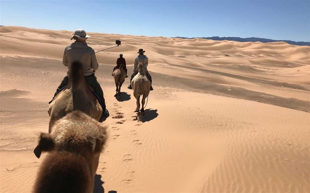 Mongolsko - Tri poklady Gobi a sviatok Naadan
