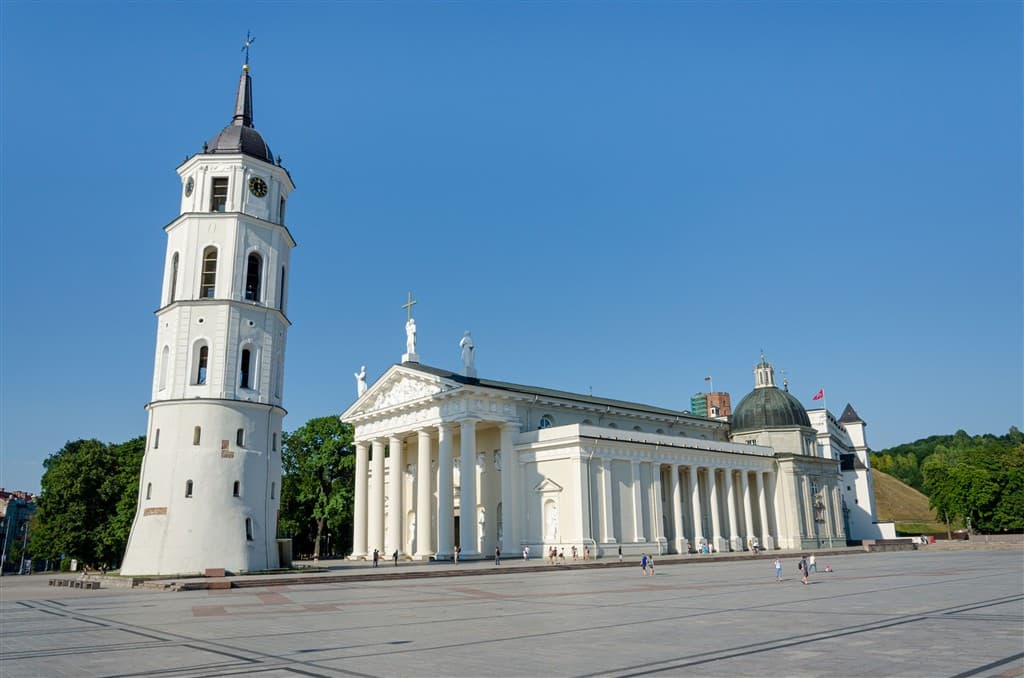 Barokový Vilnius a ostrovný hrad Trakai