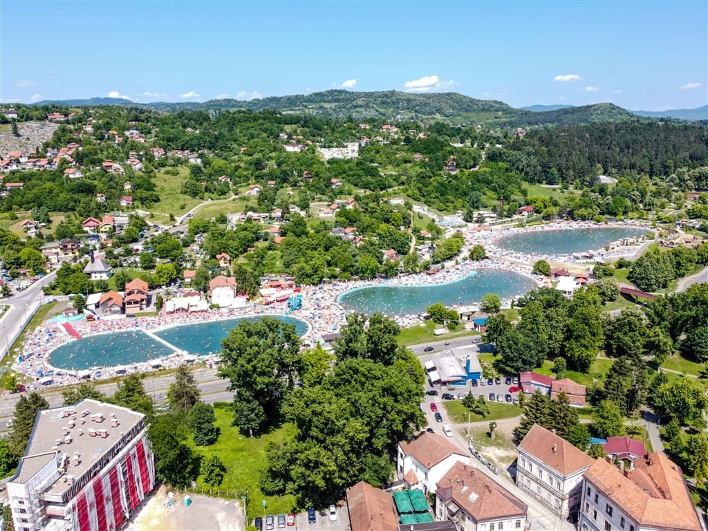 Termálna Riviéra, Sarajevo a Bosnianske pyramídy