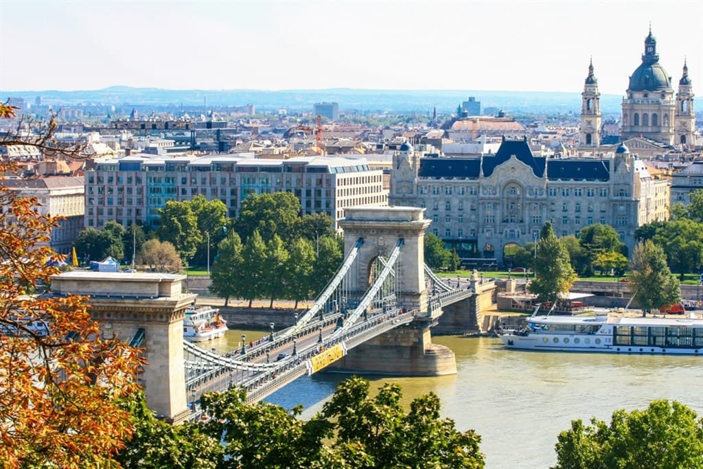 Reťazový most a centrum Budapešti