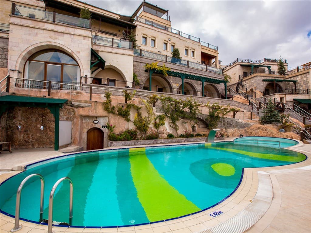 Kapadócia – jedinečný svet balónov a údolí - hotel Cappadocia Cave Resort