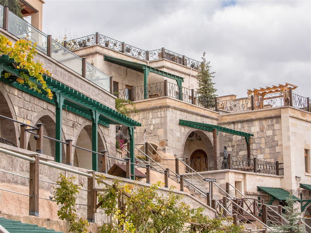 Kapadócia – jedinečný svet balónov a údolí - hotel Cappadocia Cave Resort