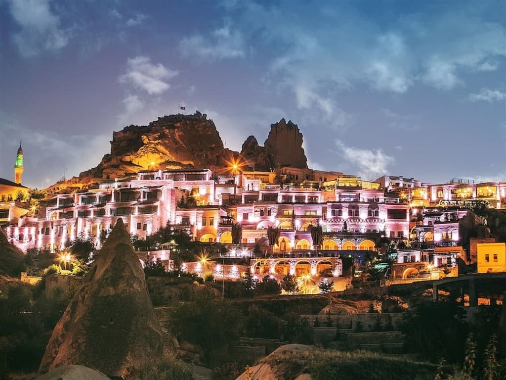 Kapadócia – jedinečný svet balónov a údolí - hotel Cappadocia Cave Resort