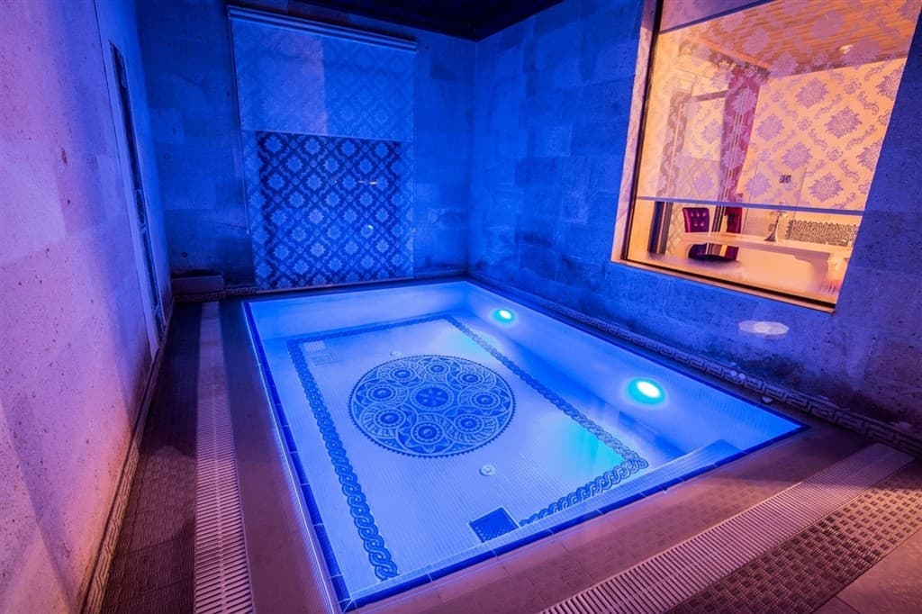 Kapadócia – jedinečný svet balónov a údolí - hotel Cappadocia Cave Resort