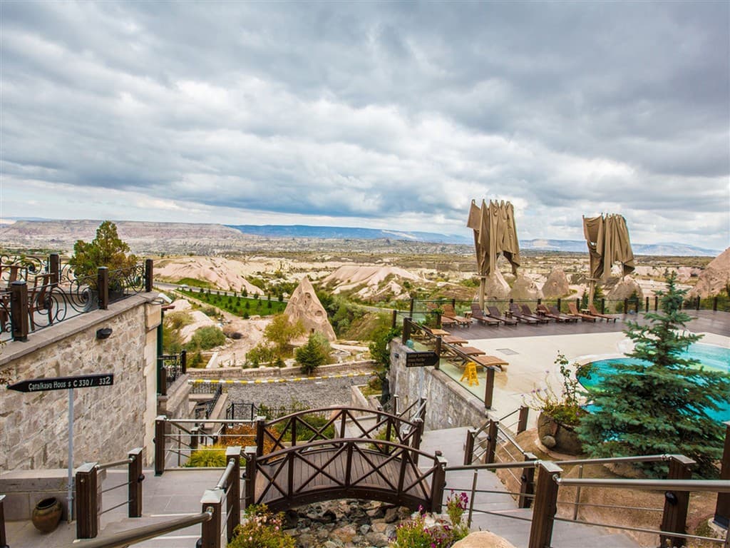 Kapadócia – jedinečný svet balónov a údolí - hotel Cappadocia Cave Resort