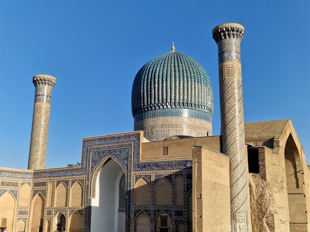 Uzbekistan - čarovná brána do strednej Ázie