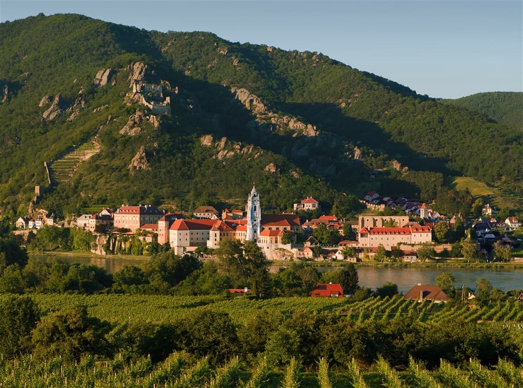 Marhuľové slávnosti - pohľad na mesto
