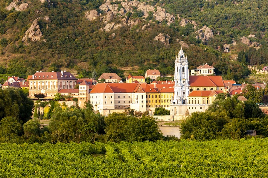 Marhuľové slávnosti - pohľad na mesto
