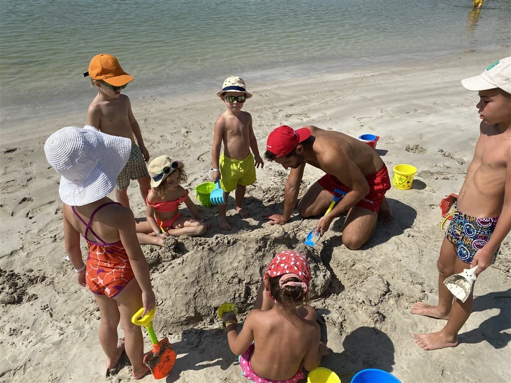 Fanar Hotel and Residences (Planet Fun)